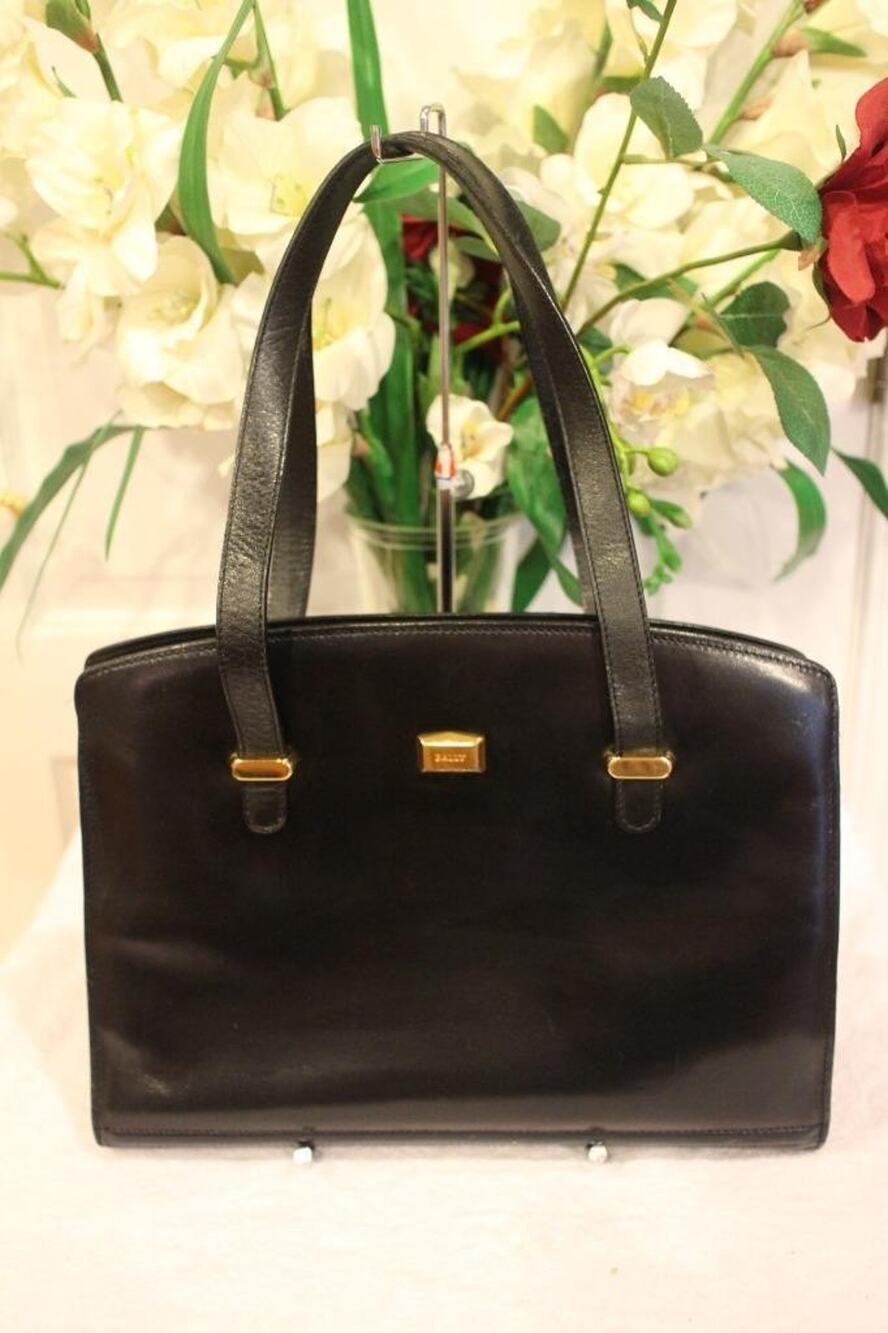 Bally black leather tote bag purse (30000